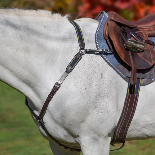 Equinavia Valkyrie Elastic Breastplate - Chocolate Brown