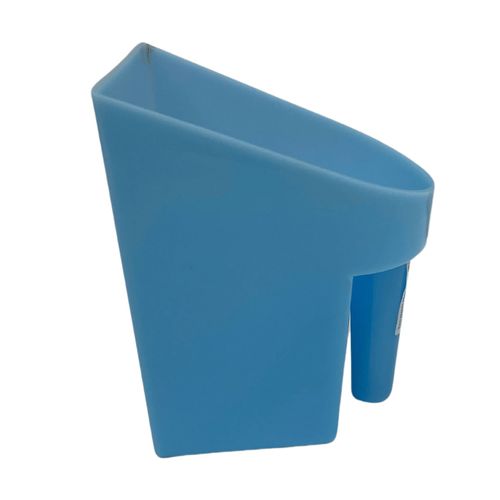 Cavalier Two Quart Feed Scoop - Baby Blue