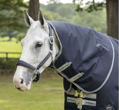 LeMieux Arika Featherweight Neck Cover 0g - Navy