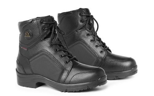 OUTLET: Mountain Horse Women's Arctica Lace Winter Paddock - 6 - Black