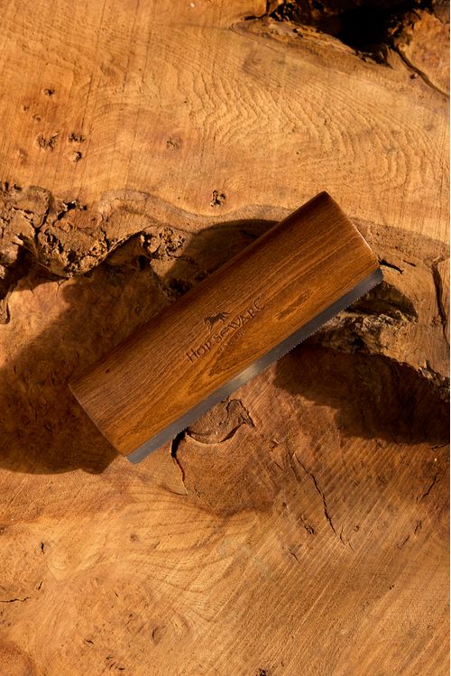 Horseware Signature Shedding Comb - Wood/Stainless Steel